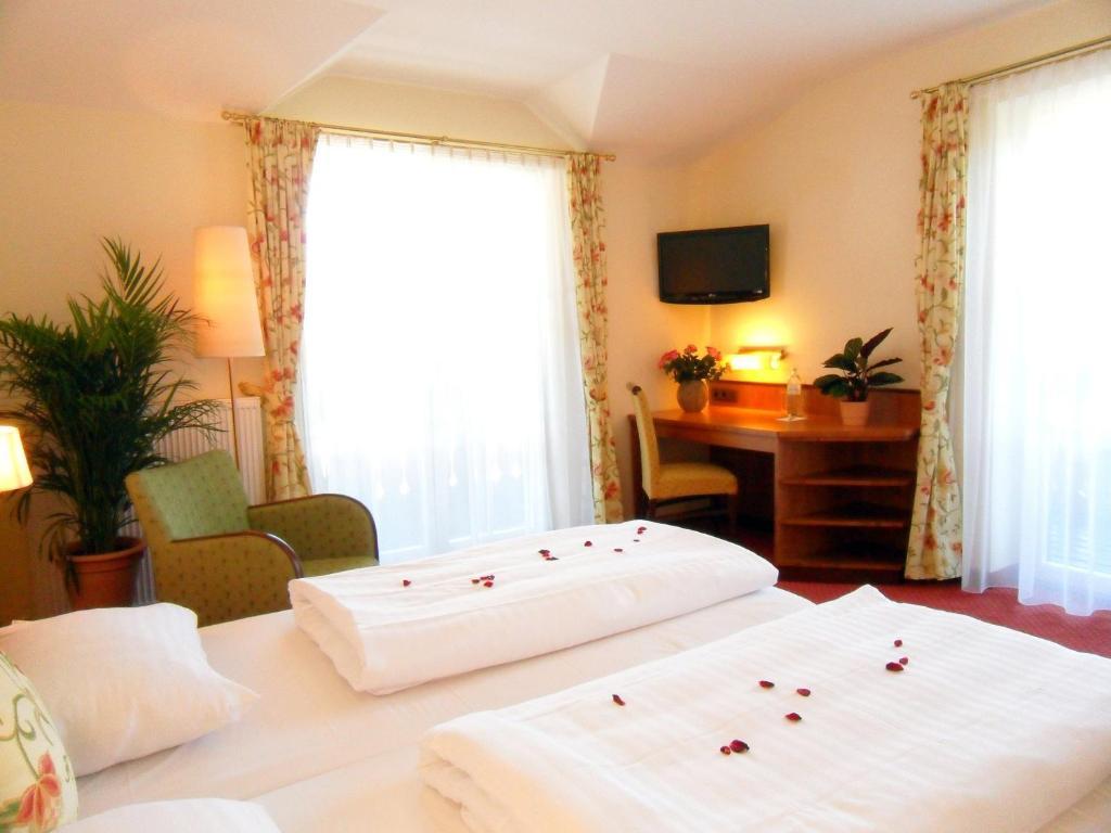 Hotel Gasthof Der Jagerwirt Bergheim Pokoj fotografie