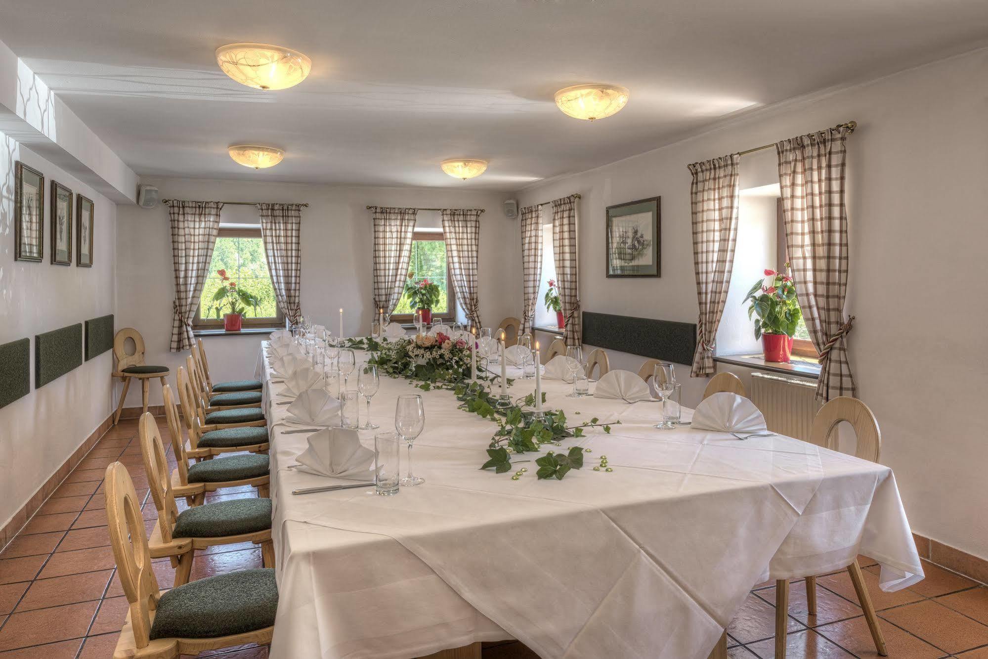 Hotel Gasthof Der Jagerwirt Bergheim Exteriér fotografie