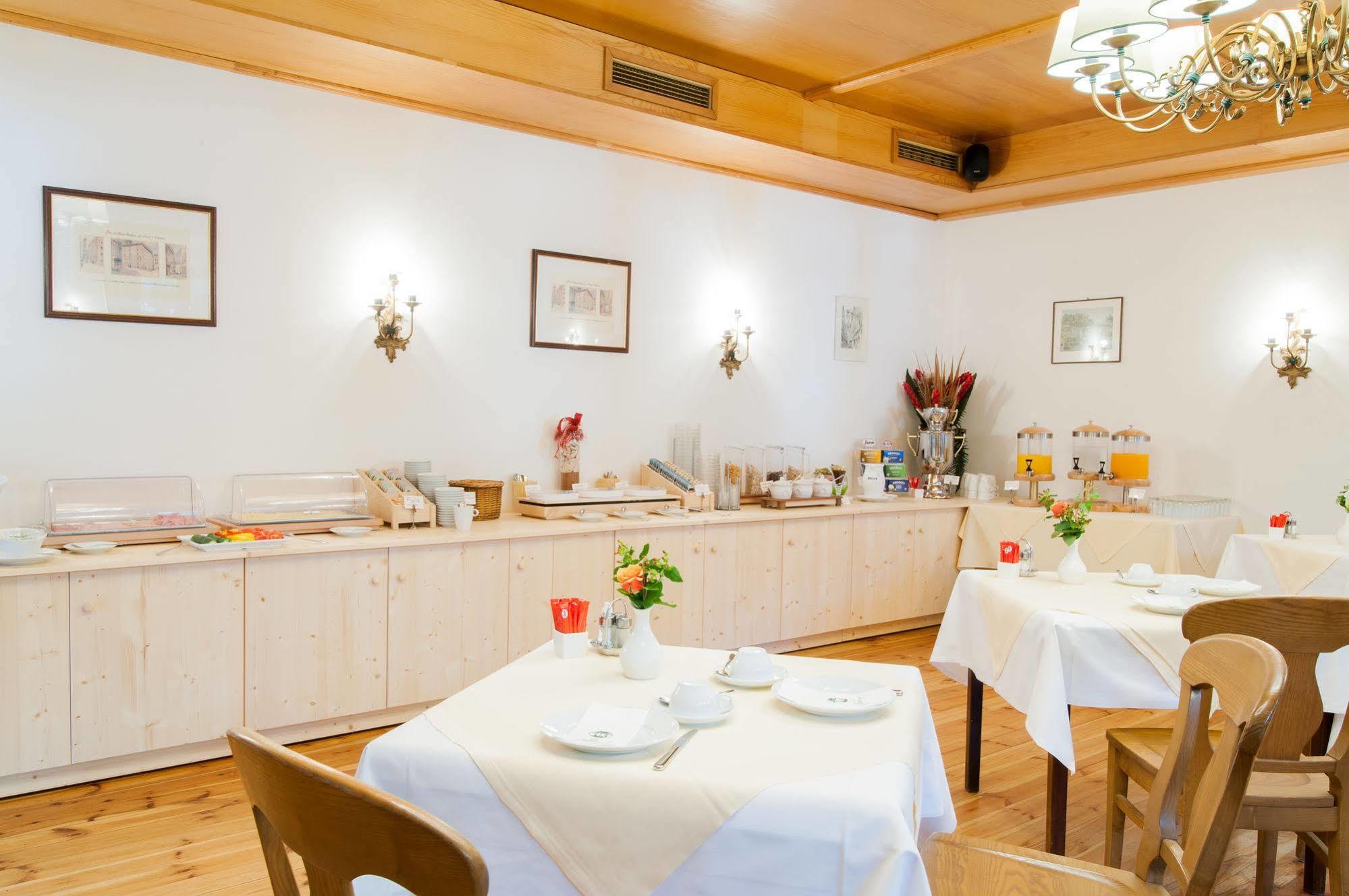 Hotel Gasthof Der Jagerwirt Bergheim Exteriér fotografie